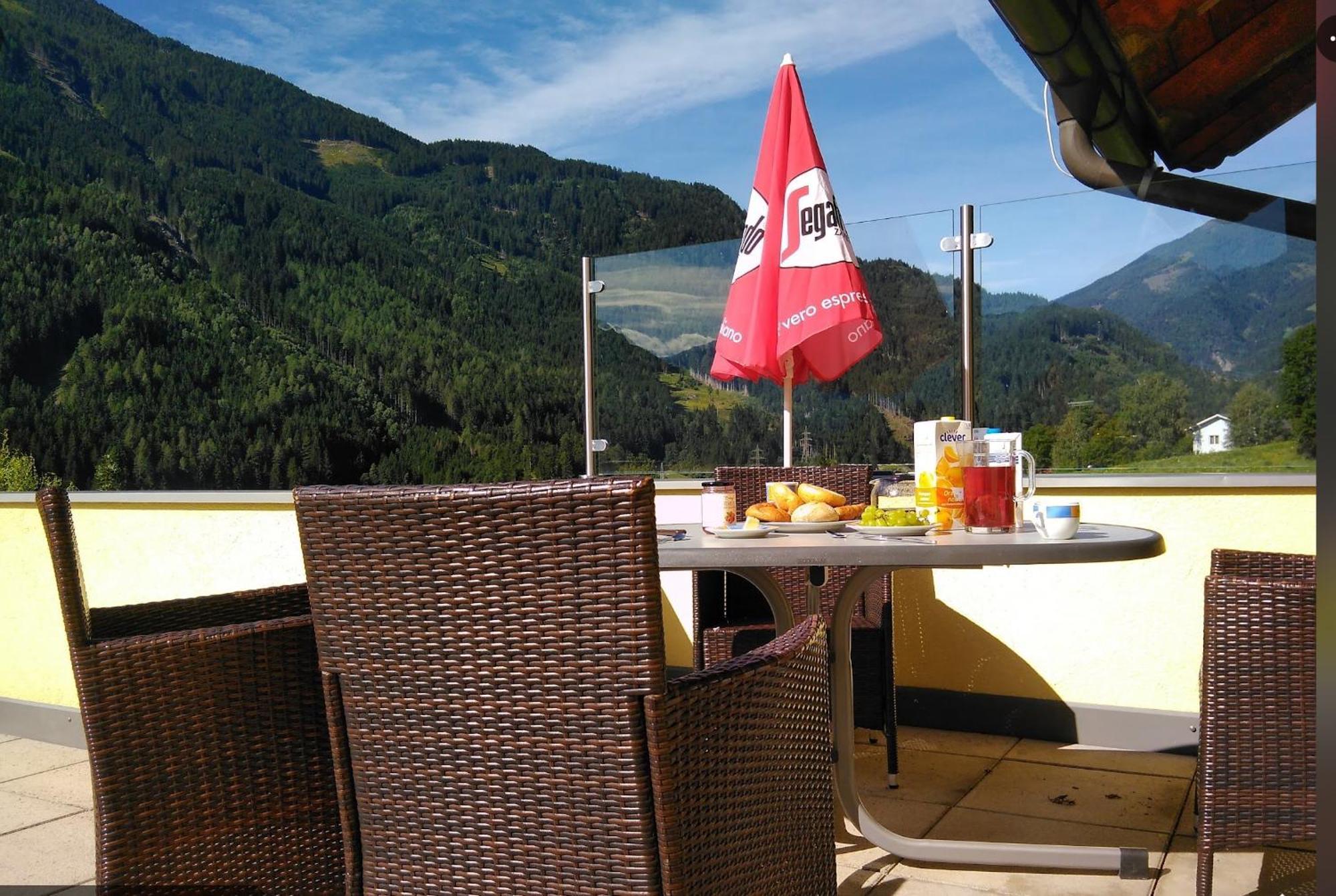 Appartementhaus Flattach Goritschnig Bagian luar foto