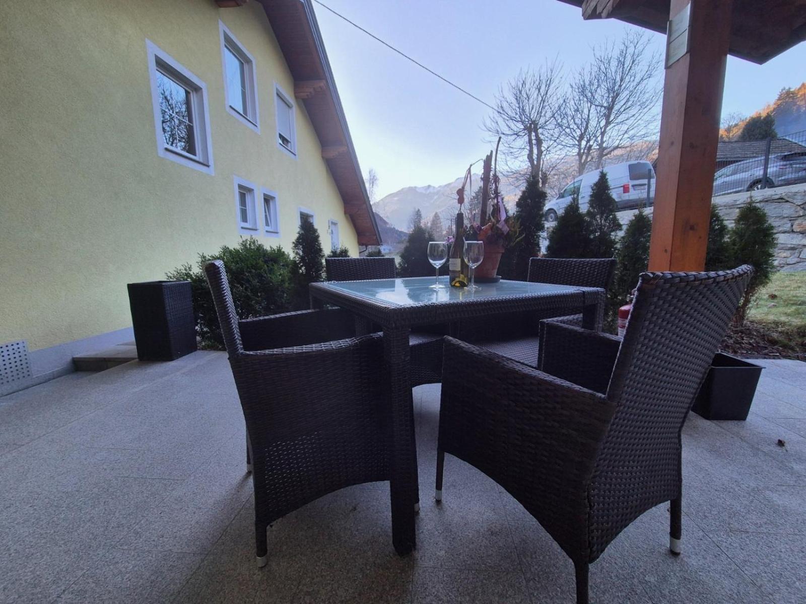 Appartementhaus Flattach Goritschnig Bagian luar foto