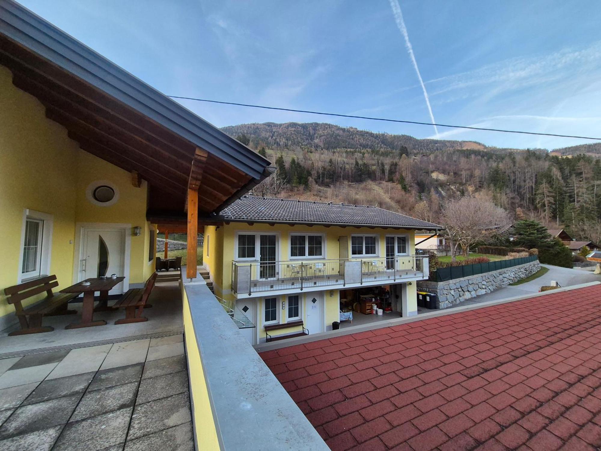 Appartementhaus Flattach Goritschnig Bagian luar foto