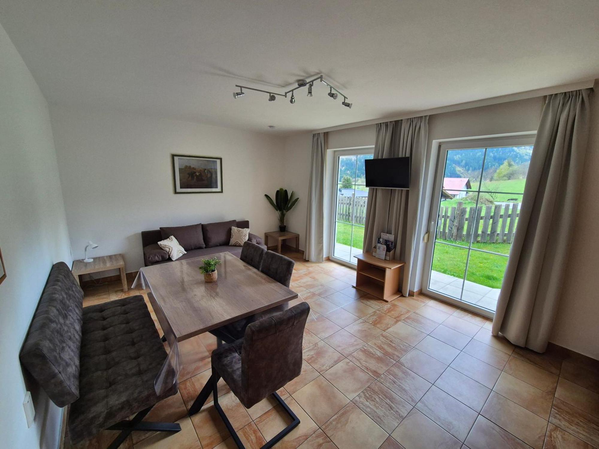 Appartementhaus Flattach Goritschnig Bagian luar foto