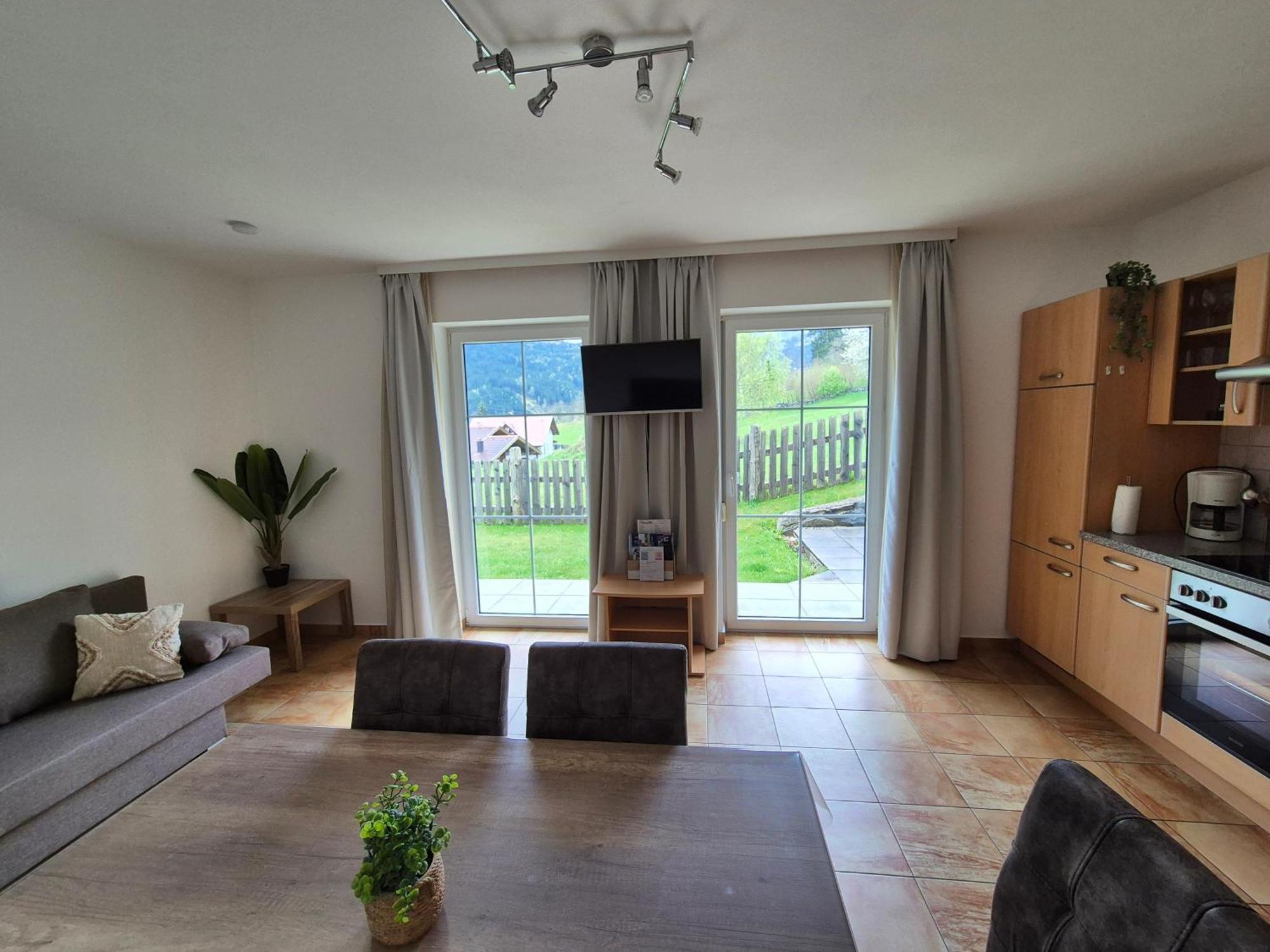 Appartementhaus Flattach Goritschnig Bagian luar foto