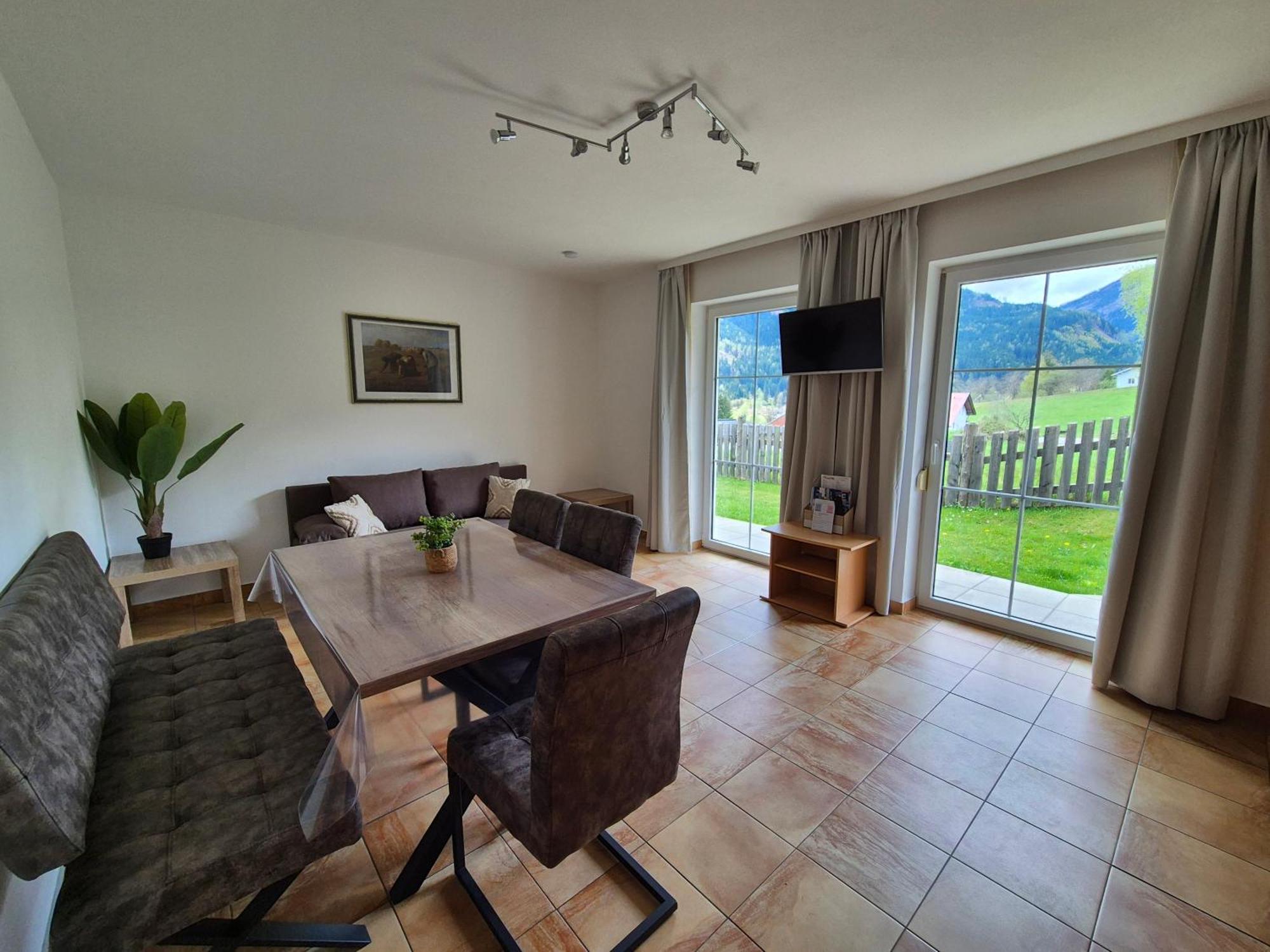Appartementhaus Flattach Goritschnig Bagian luar foto